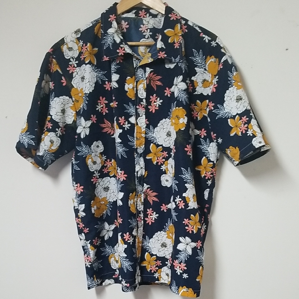 Men's Floral Short Sleeve Shirt - Navy, White, and Yellow